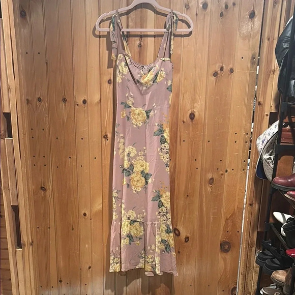 ‼️REFORMATION dress‼️ - Picture 1 of 7